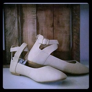 NWOT. Nude ballet flats with ankle strap. Suede